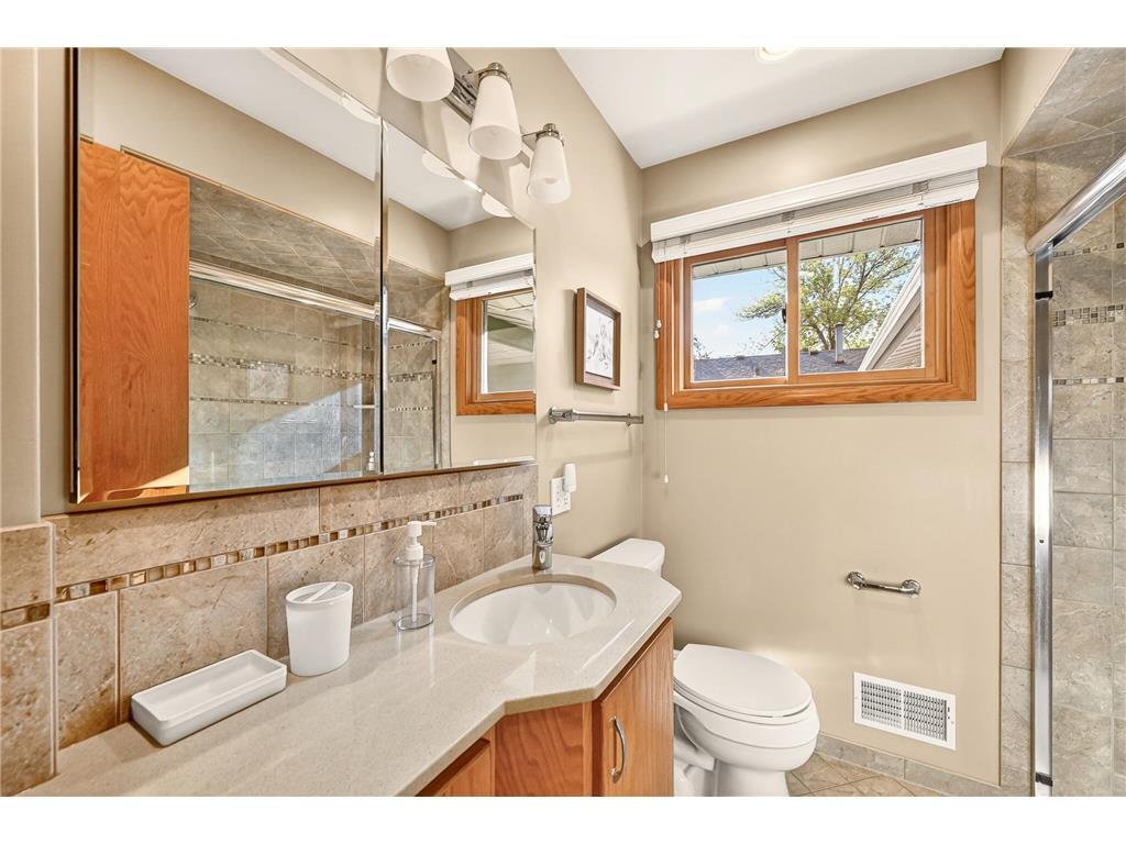 908 11 1/2 Street SW Rochester MN 55902 7071996 image27