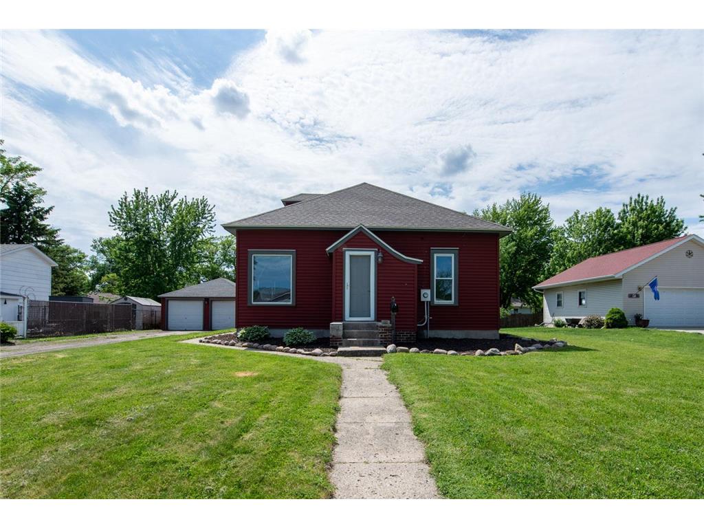 908 3rd Street SW Waseca MN 56093 7082077 image1
