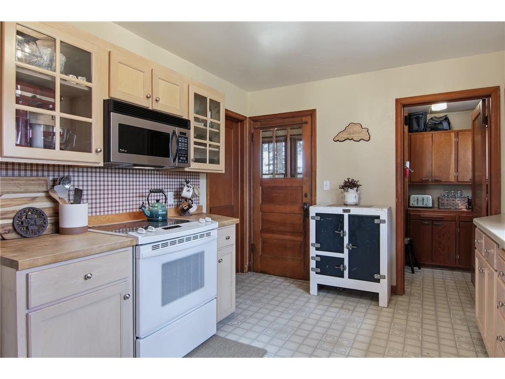 908 Franklin Street Spooner WI 54801 7065606 image10