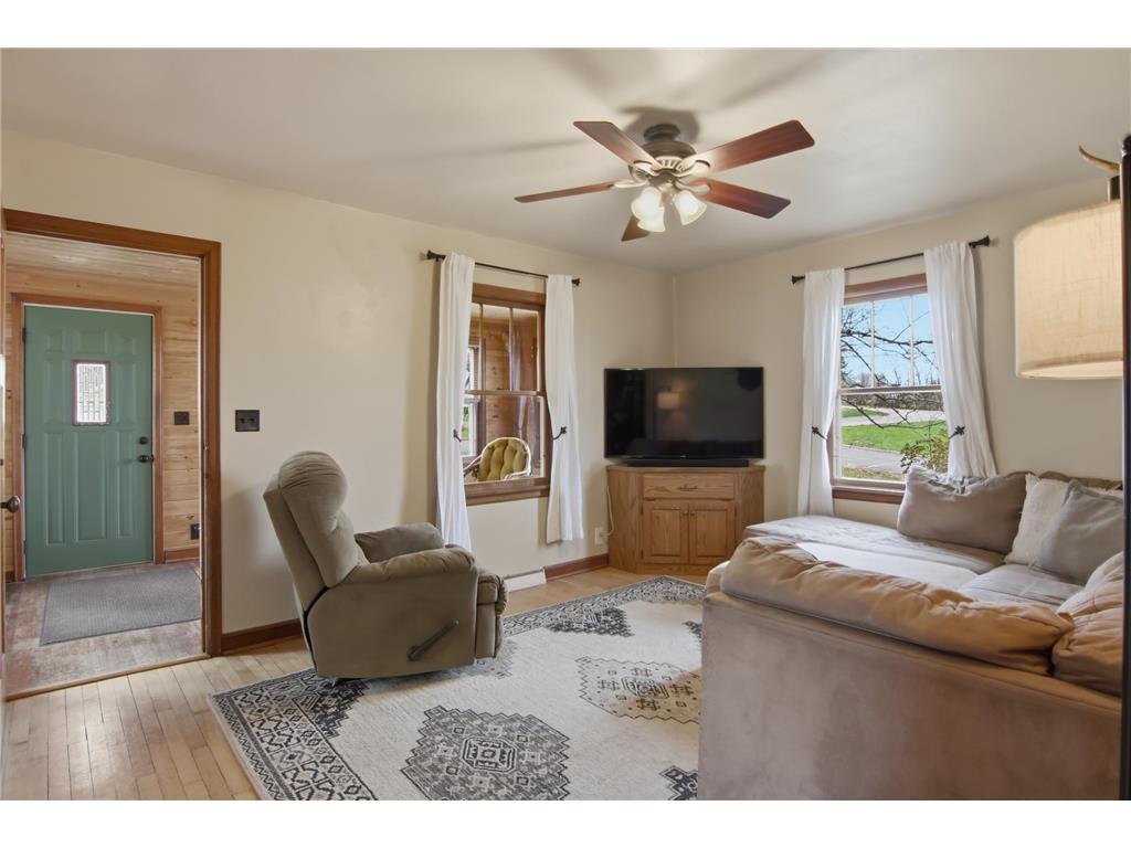 908 Franklin Street Spooner WI 54801 7065606 image5