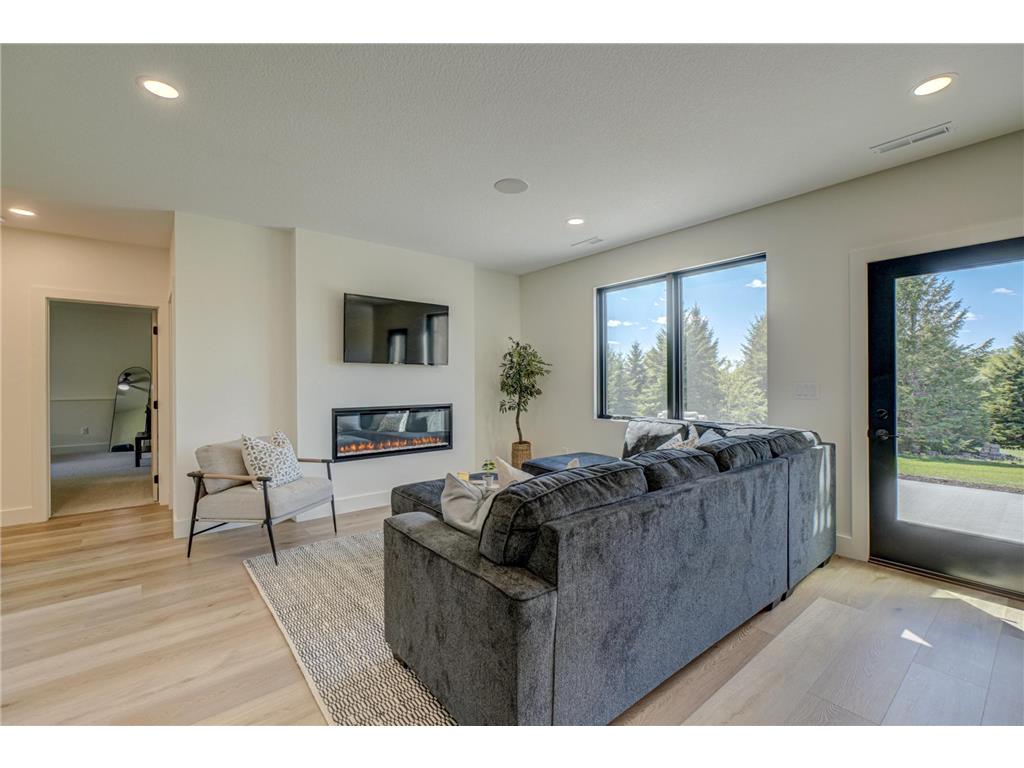 908 Gavin Pass Hudson WI 54016 7073897 image39