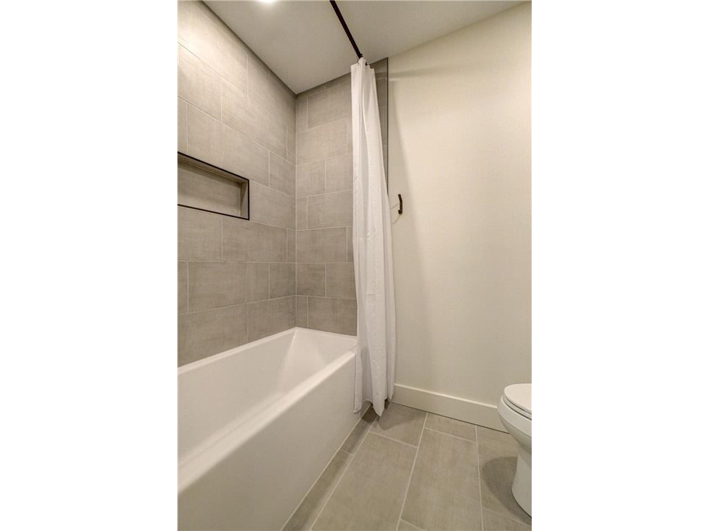 908 Gavin Pass Hudson WI 54016 7073897 image46