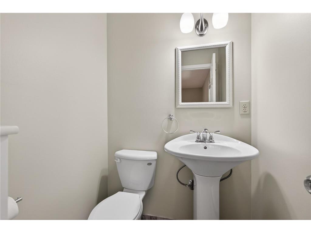 908 Greenvale Avenue W Northfield MN 55057 7064743 image17