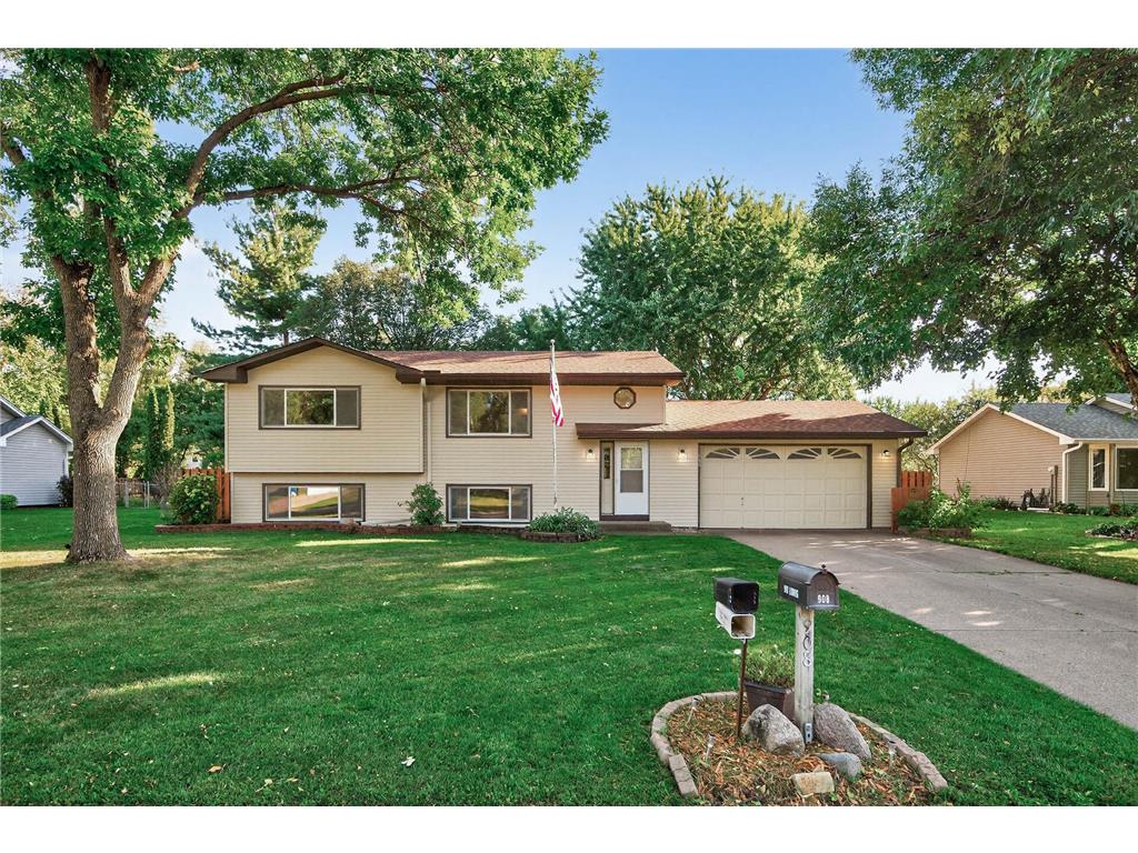 908 Ludwig Avenue N Champlin MN 55316 6794934 image1