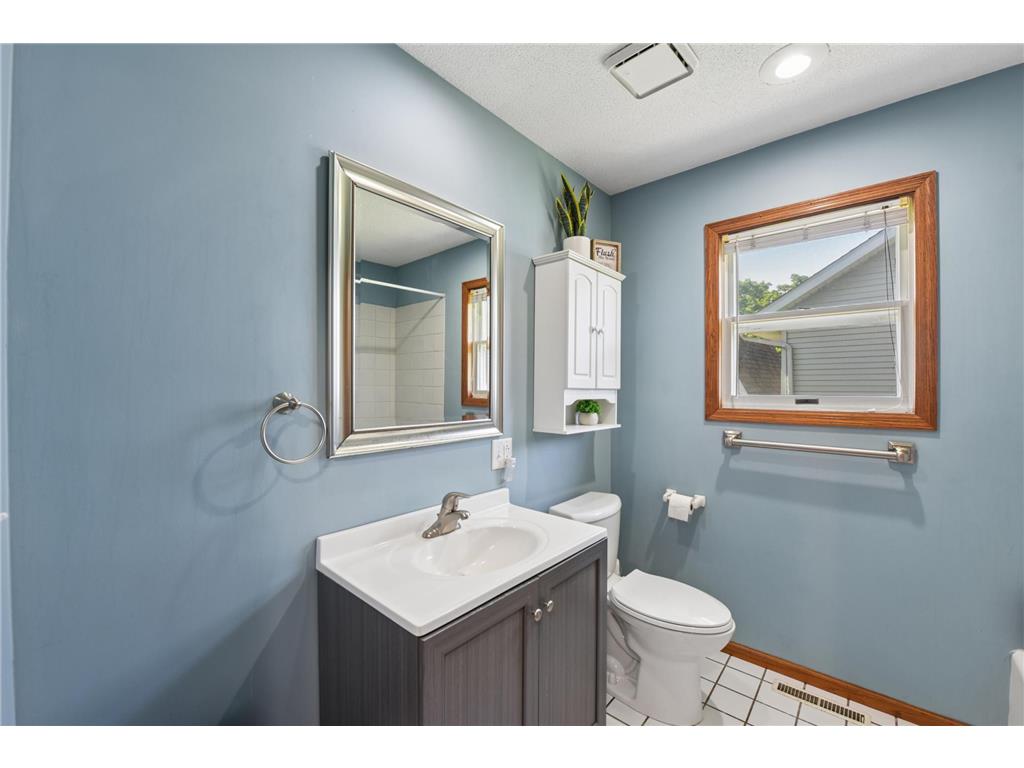 908 Martys Way Osceola WI 54020 7085114 image26