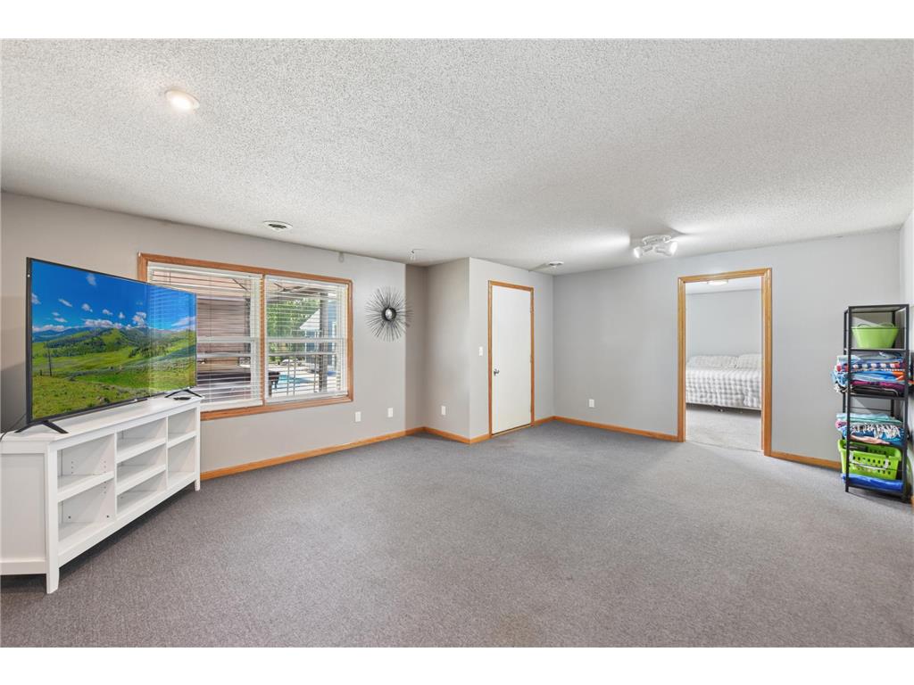 908 Martys Way Osceola WI 54020 7085114 image31