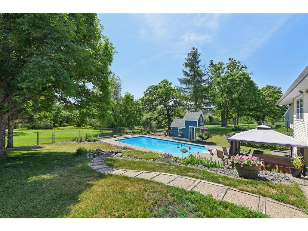 908 Martys Way Osceola WI 54020 7085114 image37