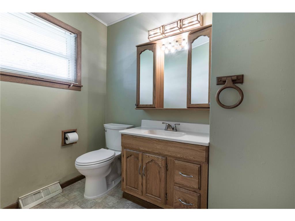 908 N 1st Avenue Fergus Falls MN 56537 7105653 image17