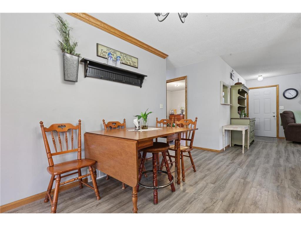908 Pleasantview Drive SE Willmar MN 56201 7059387 image11