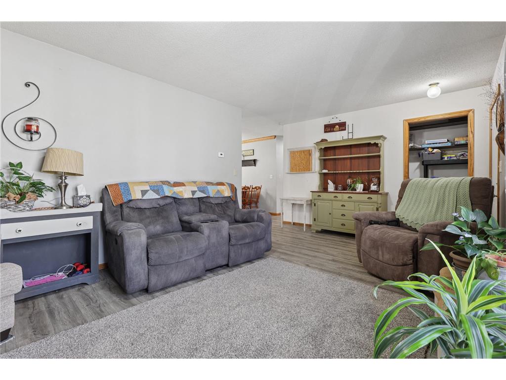 908 Pleasantview Drive SE Willmar MN 56201 7059387 image13
