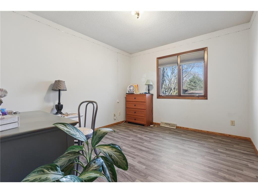 908 Pleasantview Drive SE Willmar MN 56201 7059387 image14