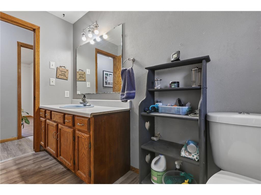 908 Pleasantview Drive SE Willmar MN 56201 7059387 image17