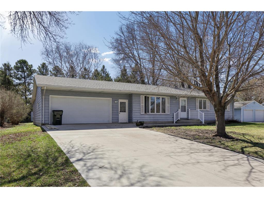 908 Pleasantview Drive SE Willmar MN 56201 7059387 image2