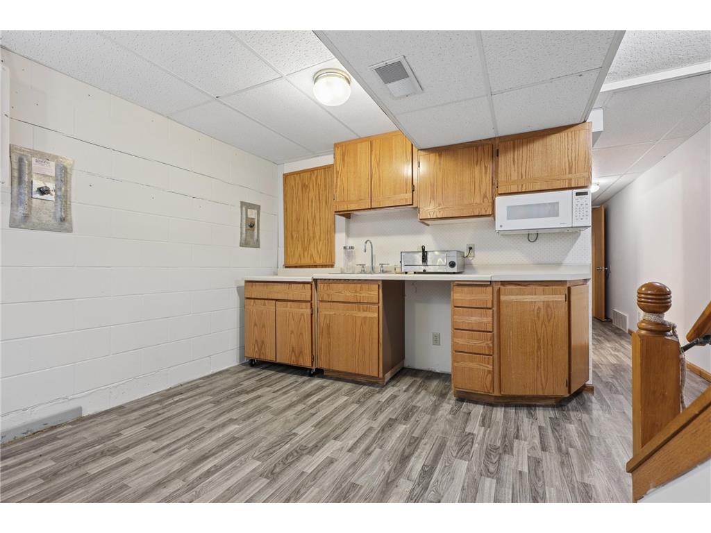 908 Pleasantview Drive SE Willmar MN 56201 7059387 image23