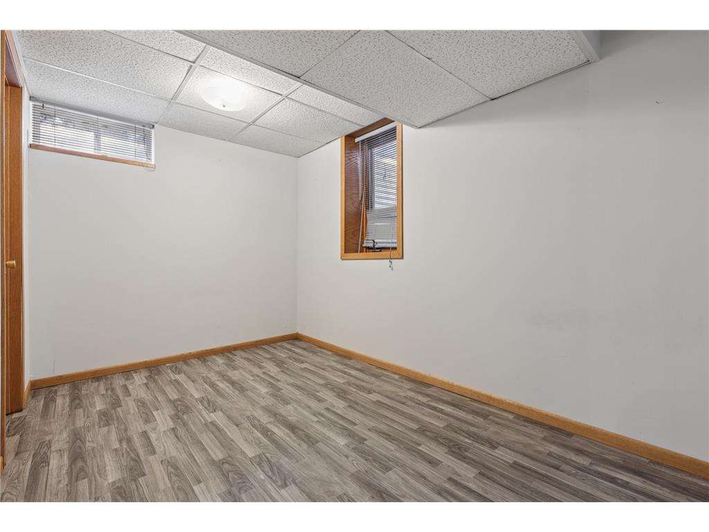 908 Pleasantview Drive SE Willmar MN 56201 7059387 image30