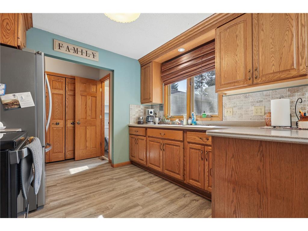 908 Pleasantview Drive SE Willmar MN 56201 7059387 image7