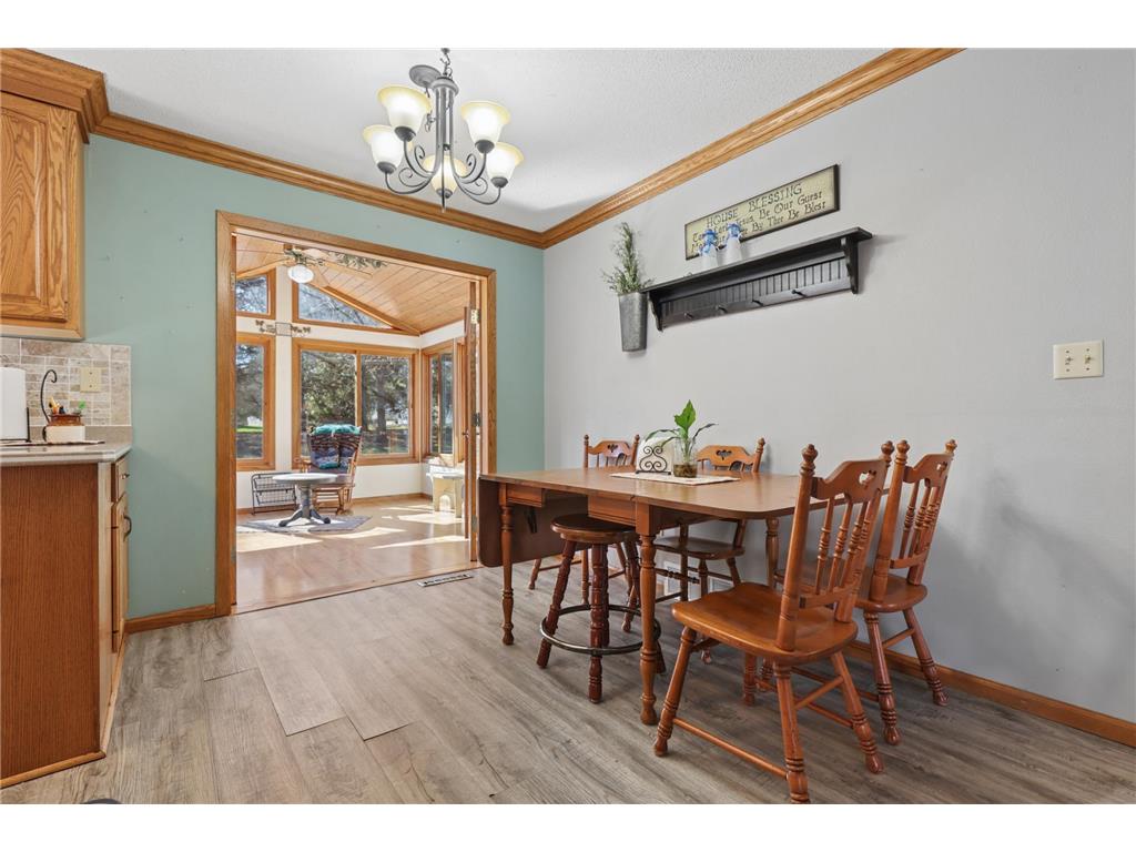 908 Pleasantview Drive SE Willmar MN 56201 7059387 image8
