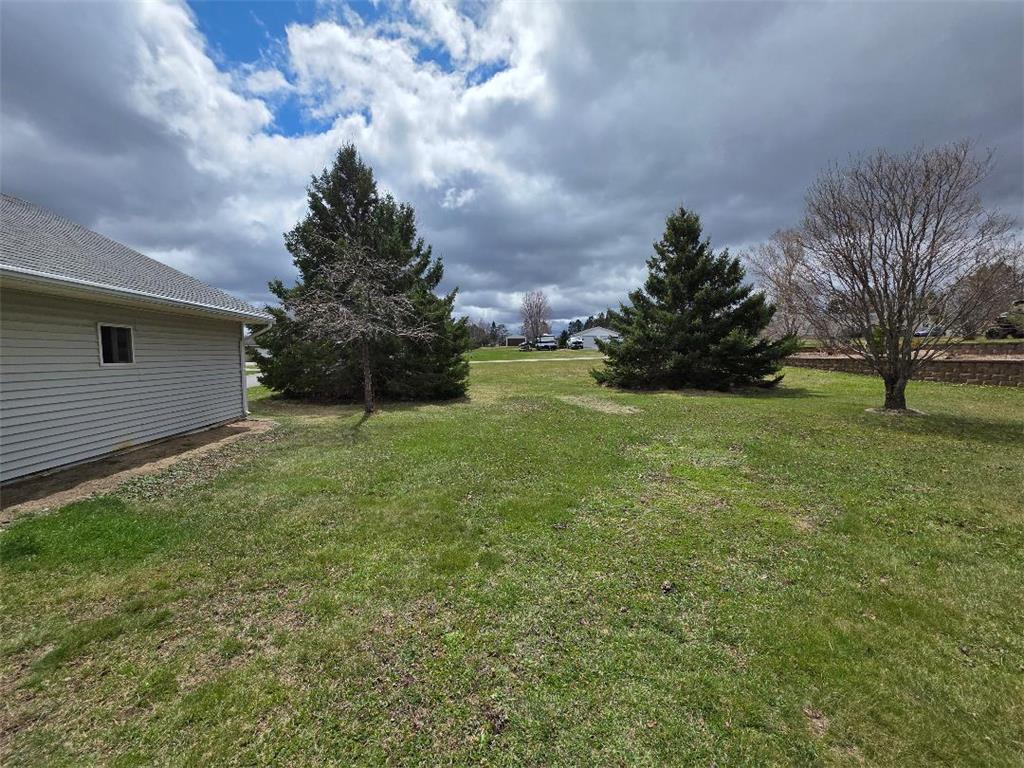 908 Trailview Street Bovey MN 55709 7082879 image6