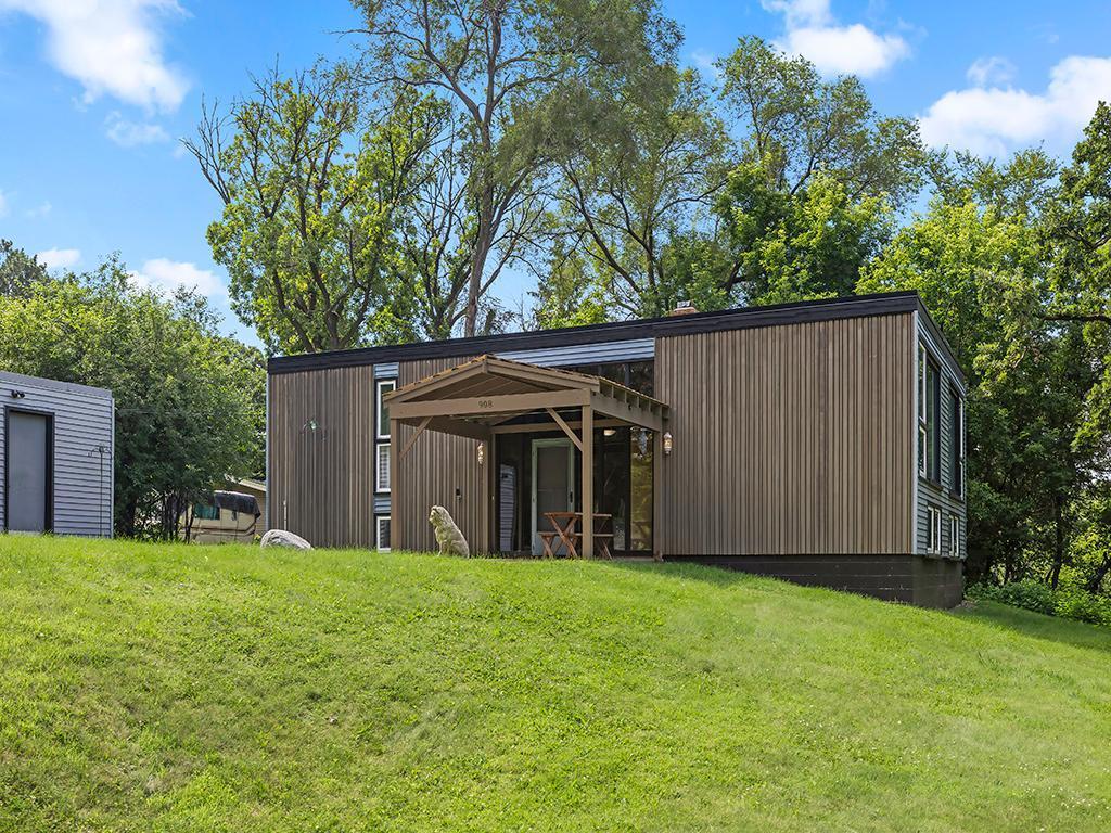 908 Winthrop Street S Saint Paul MN 55119 6719178 image1