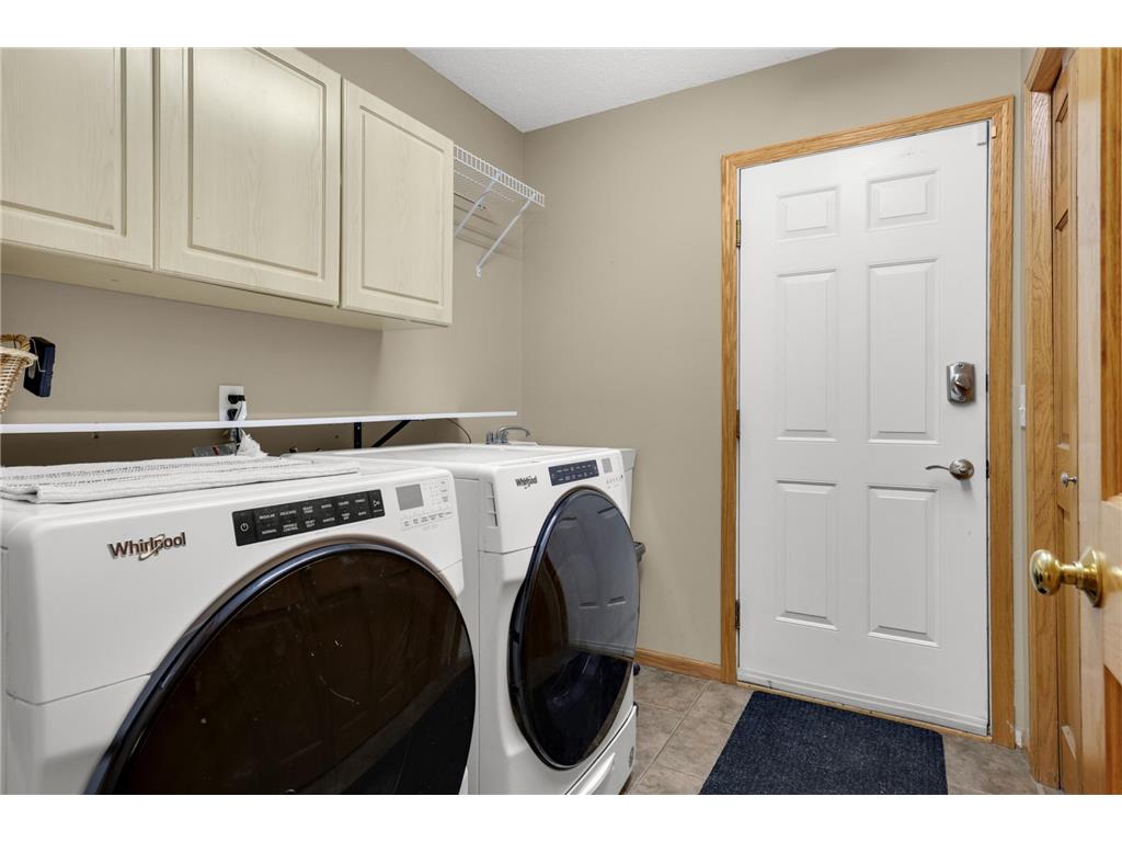9080 Parkside Drive Woodbury MN 55125 7072689 image17