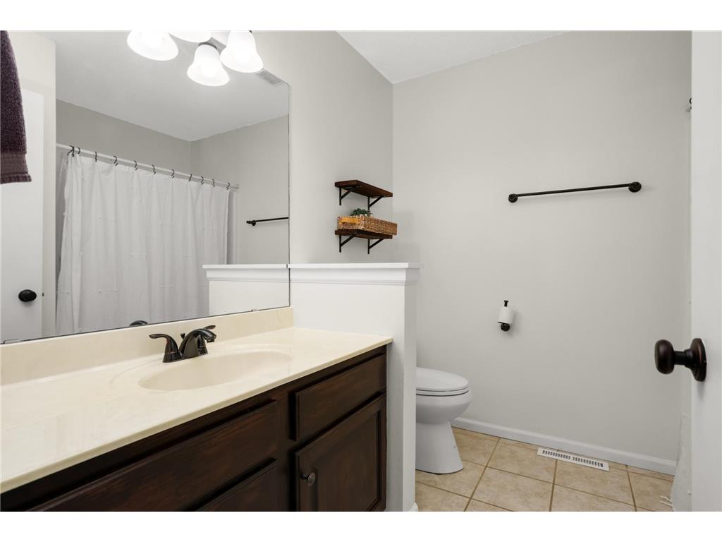 9080 Parkside Drive Woodbury MN 55125 7072689 image22
