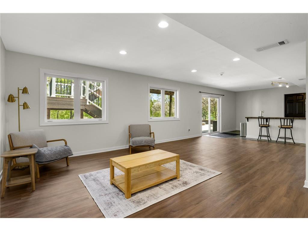 9080 Parkside Drive Woodbury MN 55125 7072689 image23