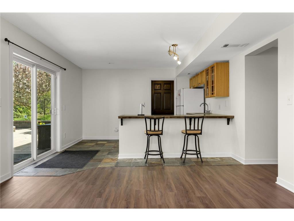 9080 Parkside Drive Woodbury MN 55125 7072689 image24