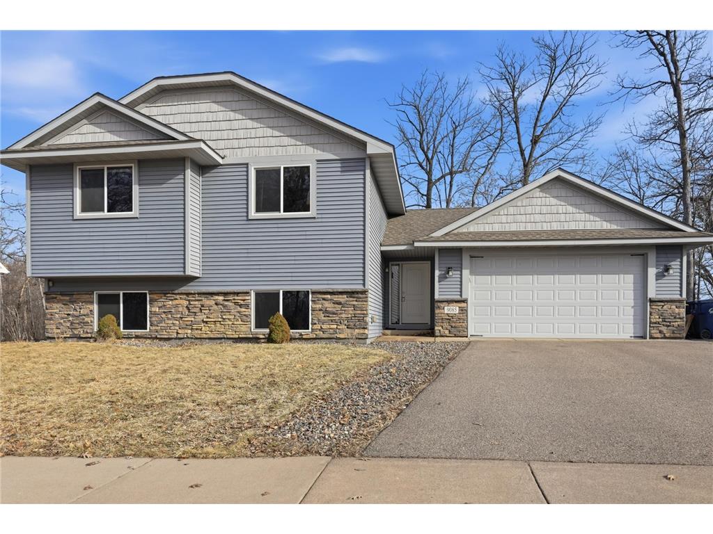 9085 Grove Drive Chisago City MN 55013 7052106 image1