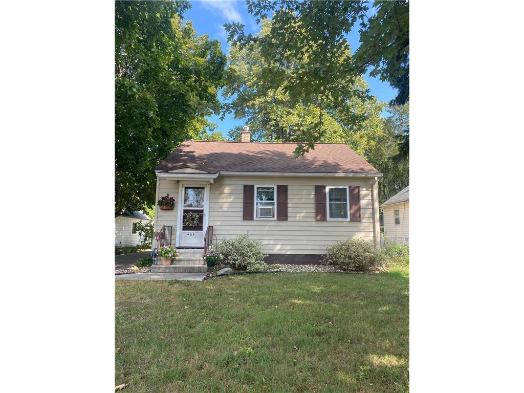 909 10th Avenue SE Austin MN 55912 6431800 image1