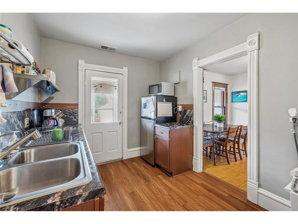 909 22nd Avenue NE Minneapolis MN 55418 6712674 image17