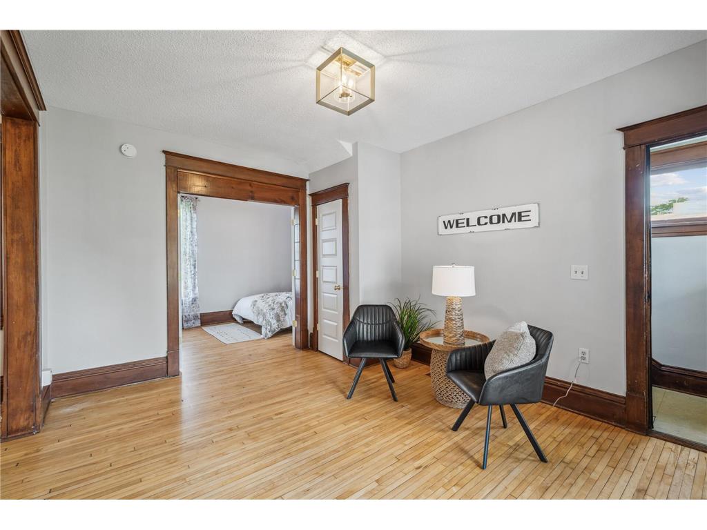 909 22nd Avenue NE Minneapolis MN 55418 6712674 image3