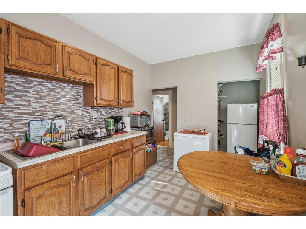 909 22nd Avenue NE Minneapolis MN 55418 6712674 image34