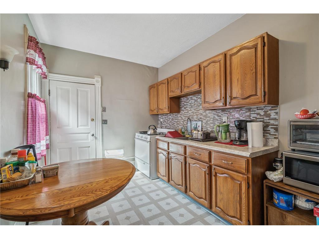 909 22nd Avenue NE Minneapolis MN 55418 6712674 image37