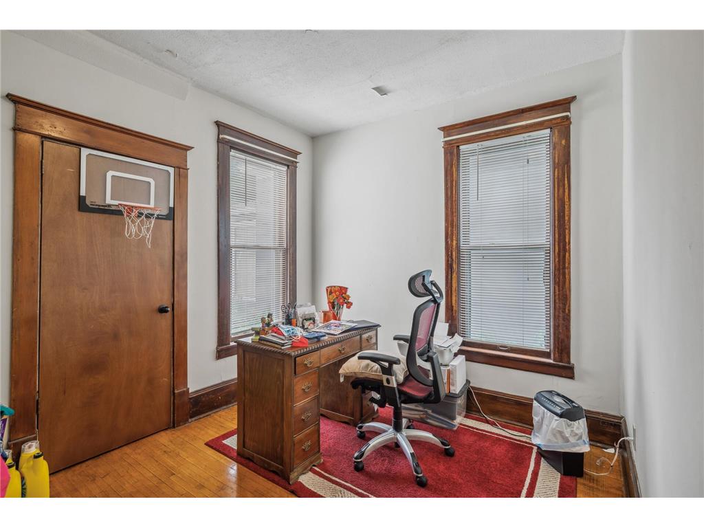 909 22nd Avenue NE Minneapolis MN 55418 6712674 image38