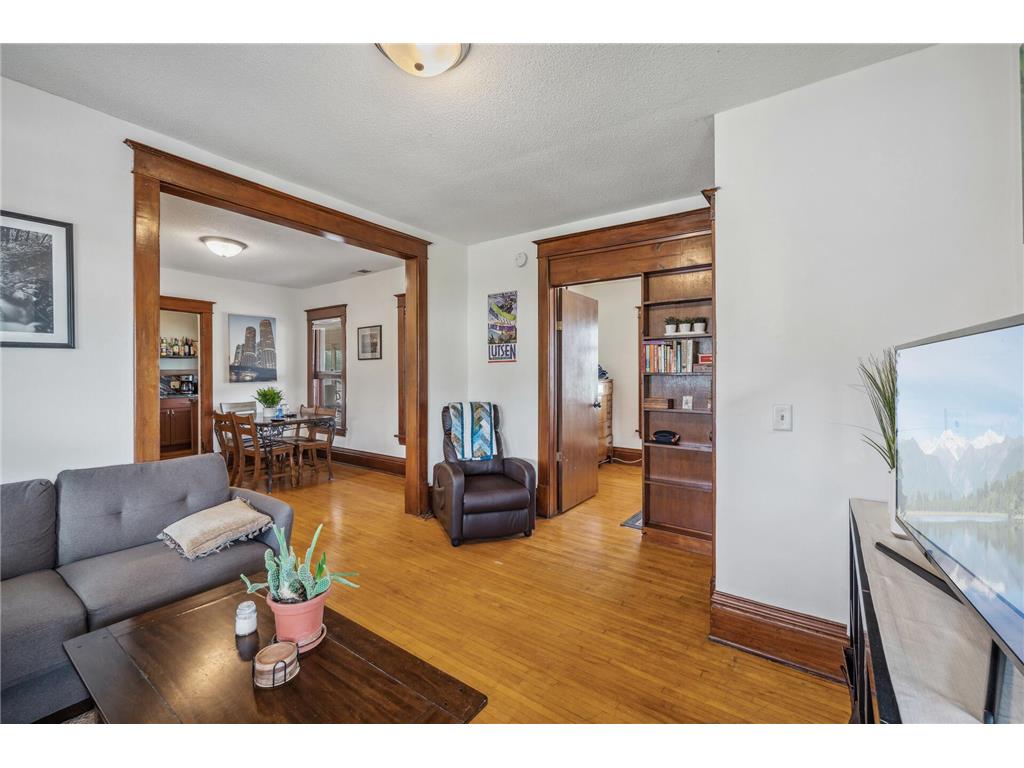 909 22nd Avenue NE Minneapolis MN 55418 7034431 image28