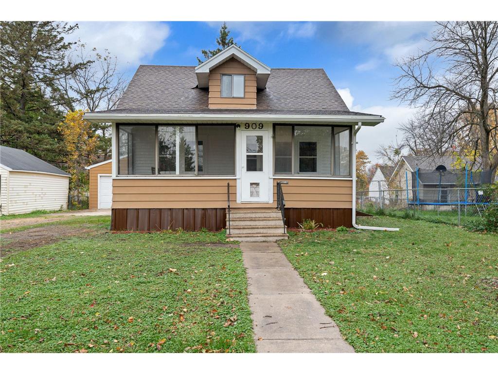 909 6th Avenue SE Austin MN 55912 6808224 image1