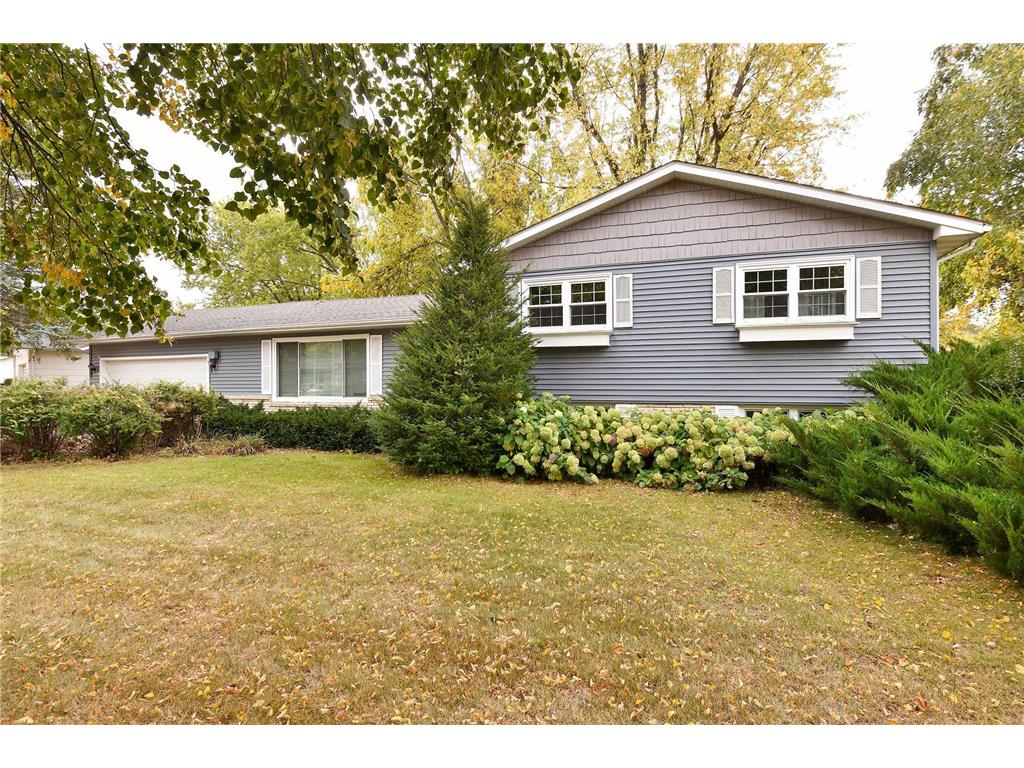 909 8th Avenue NW, Waseca, MN 56093 MLS 6269443 Edina Realty