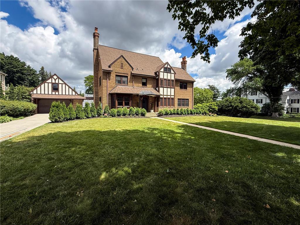 909 8th Street SW Rochester MN 55902 7095655 image1