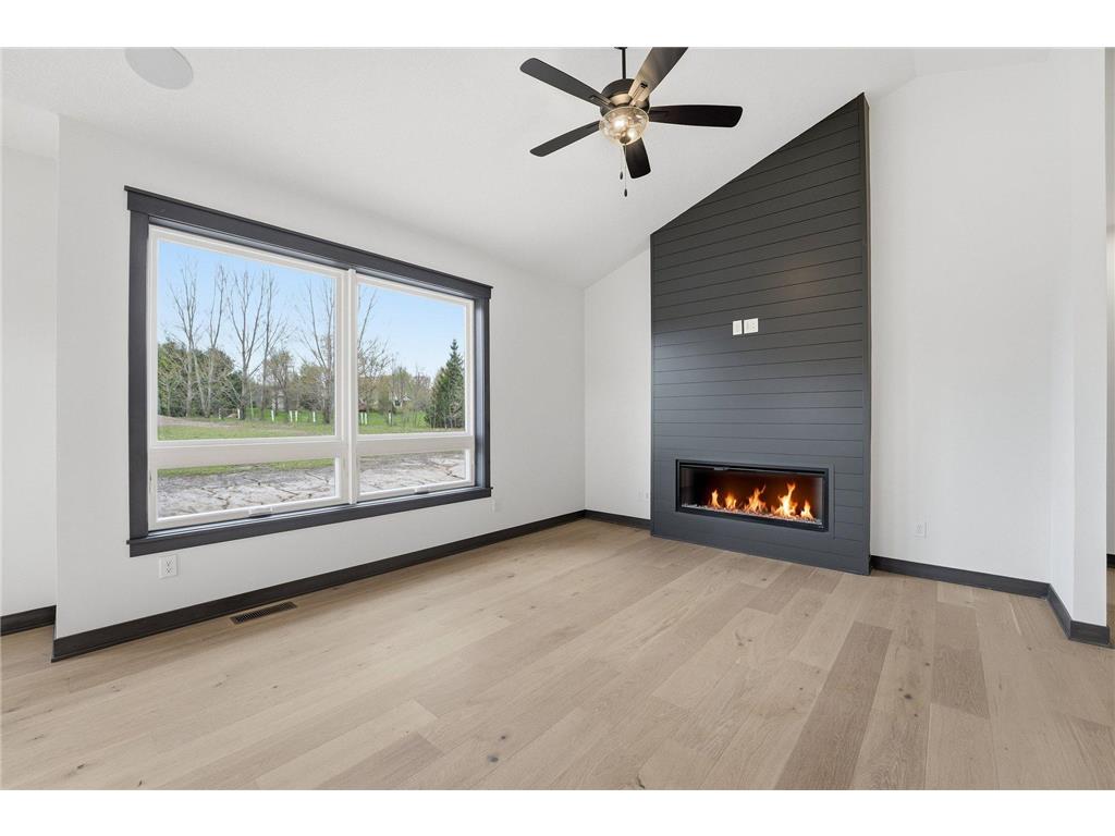 909 Acorn Court Hudson WI 54016 7067219 image19
