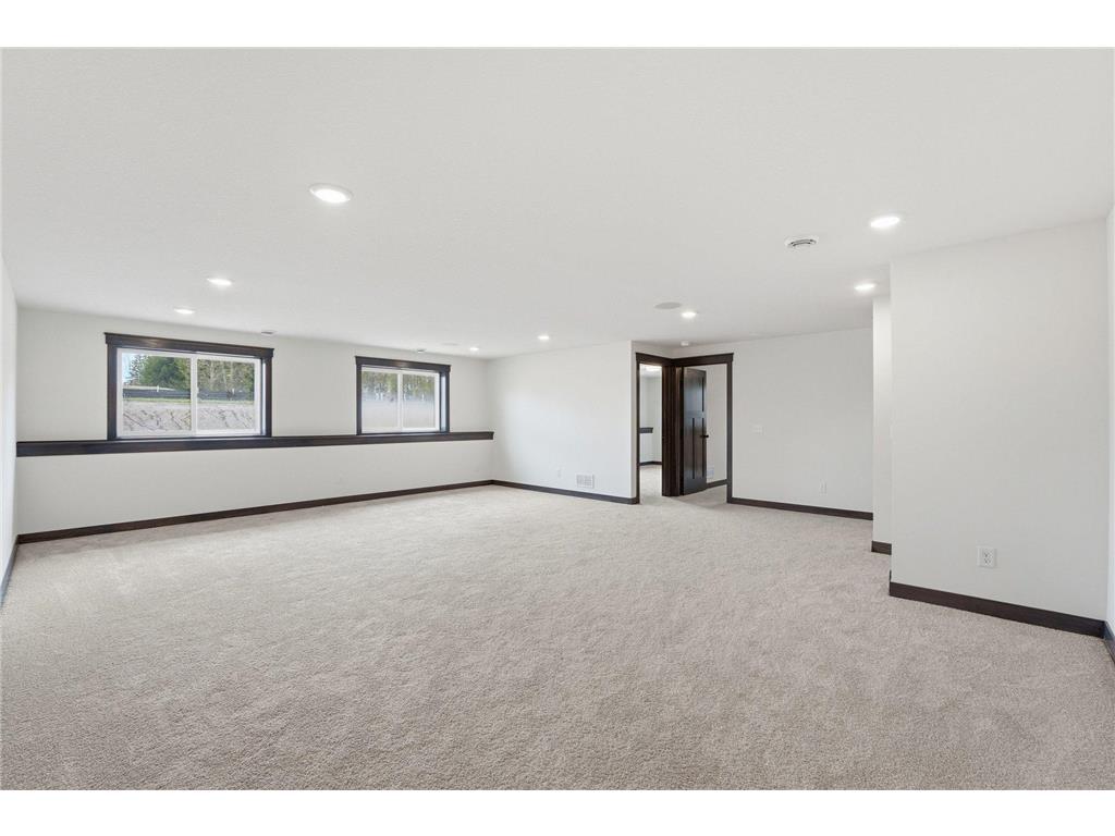 909 Acorn Court Hudson WI 54016 7067219 image52
