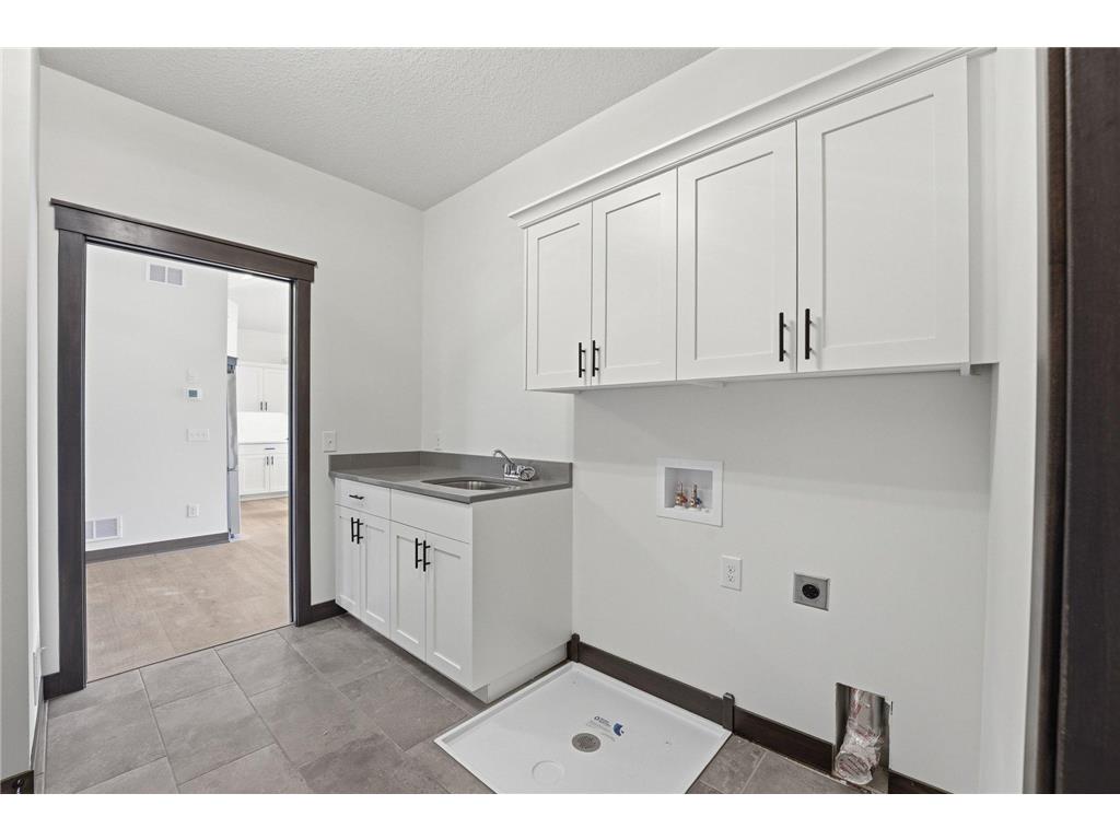 909 Acorn Court Hudson WI 54016 7067219 image53