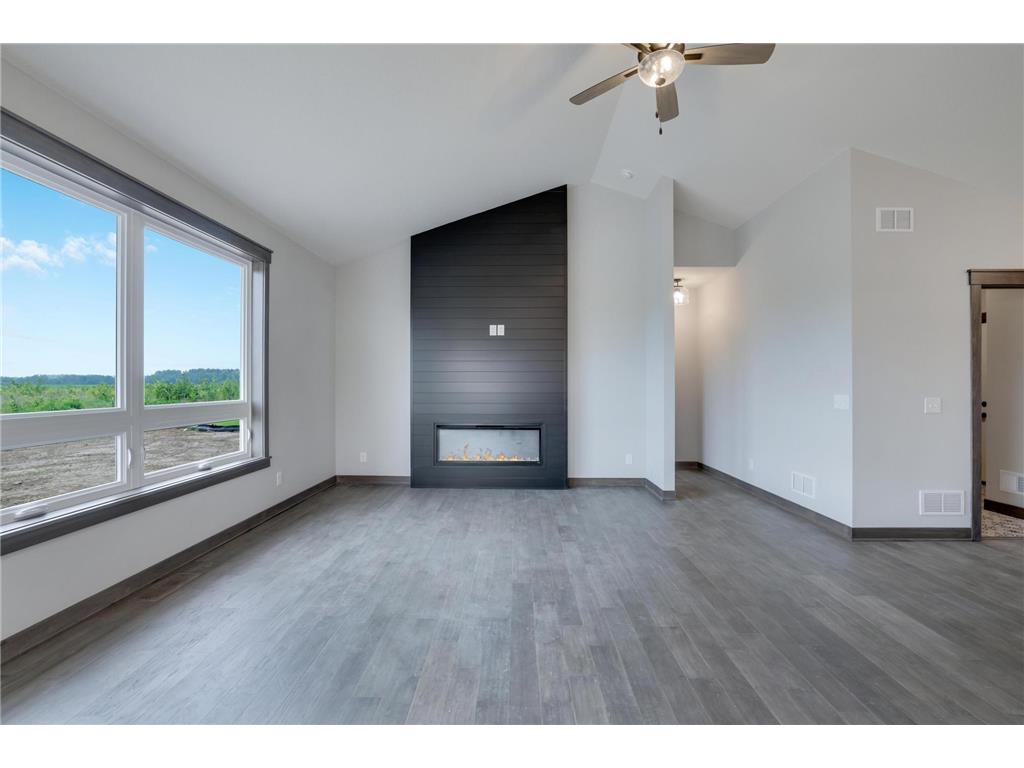 909 Acorn Court Kinnickinnic Twp WI 54016 6748364 image10