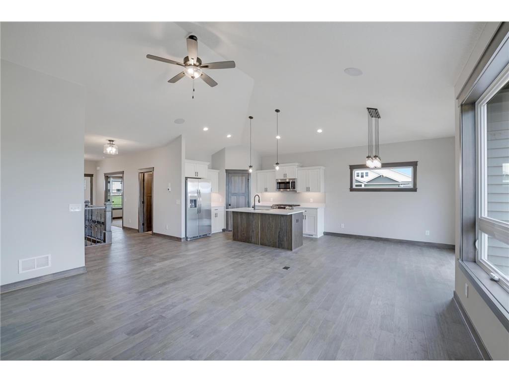 909 Acorn Court Kinnickinnic Twp WI 54016 6748364 image12