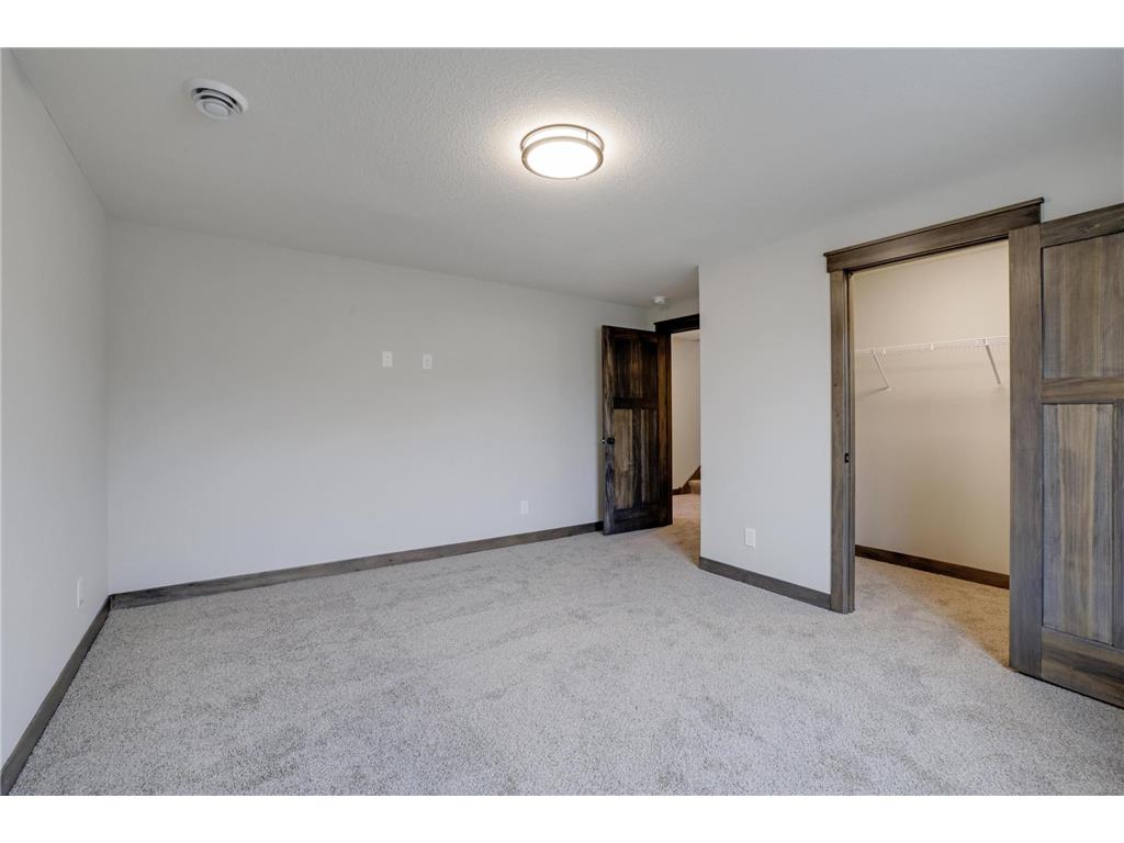 909 Acorn Court Kinnickinnic Twp WI 54016 6748364 image33