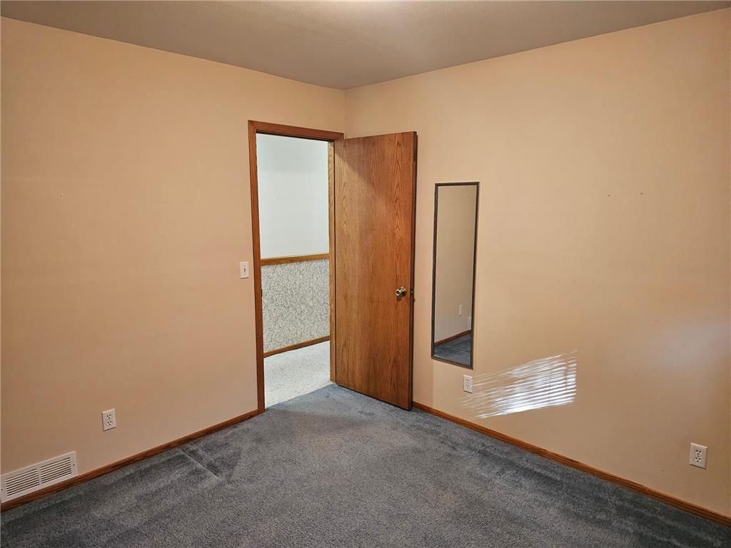 909 Bradford Avenue Argyle MN 56713 6802408 image11