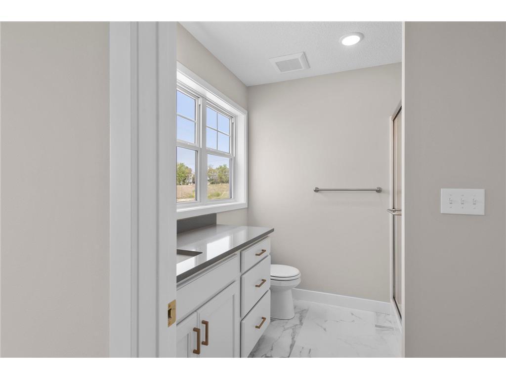 909 Dayton Avenue Saint Paul MN 55104 7094160 image11