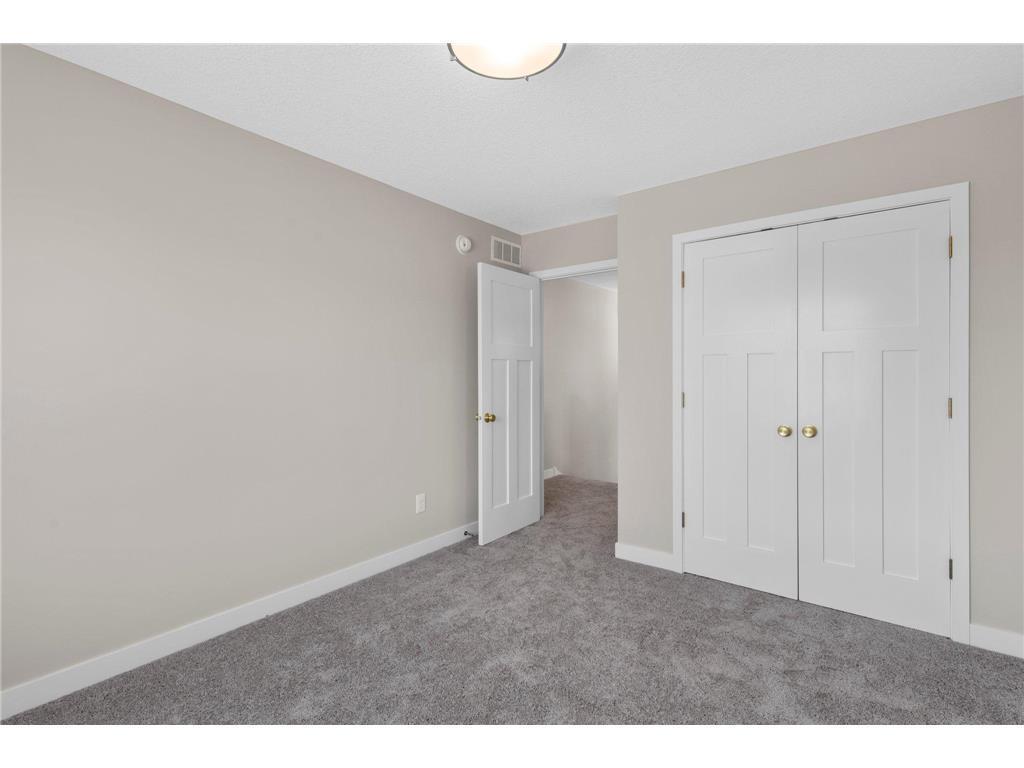 909 Dayton Avenue Saint Paul MN 55104 7094160 image4