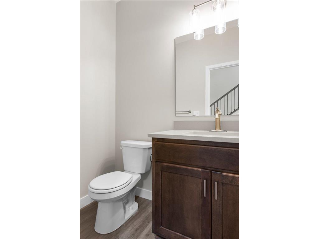 909 Dayton Avenue Saint Paul MN 55104 7094160 image8