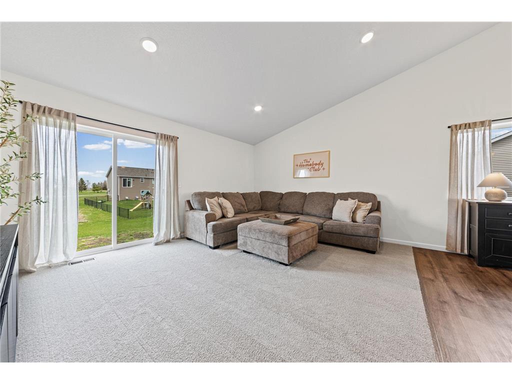 909 Emily Court NE Montgomery MN 56069 7085245 image17