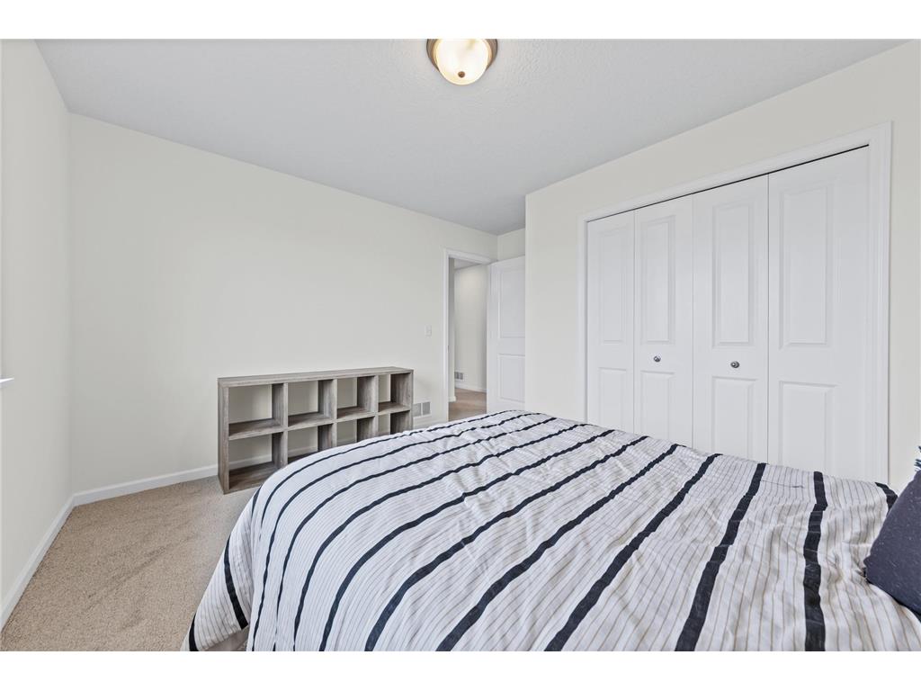 909 Emily Court NE Montgomery MN 56069 7085245 image26